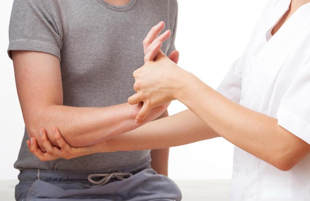 trigger finger injury chiropractic care el paso tx.